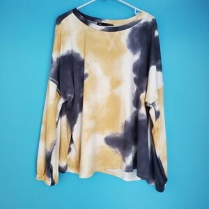 Brittany Humble Sweatshirt Size Large Tie Dye Soft Stretch